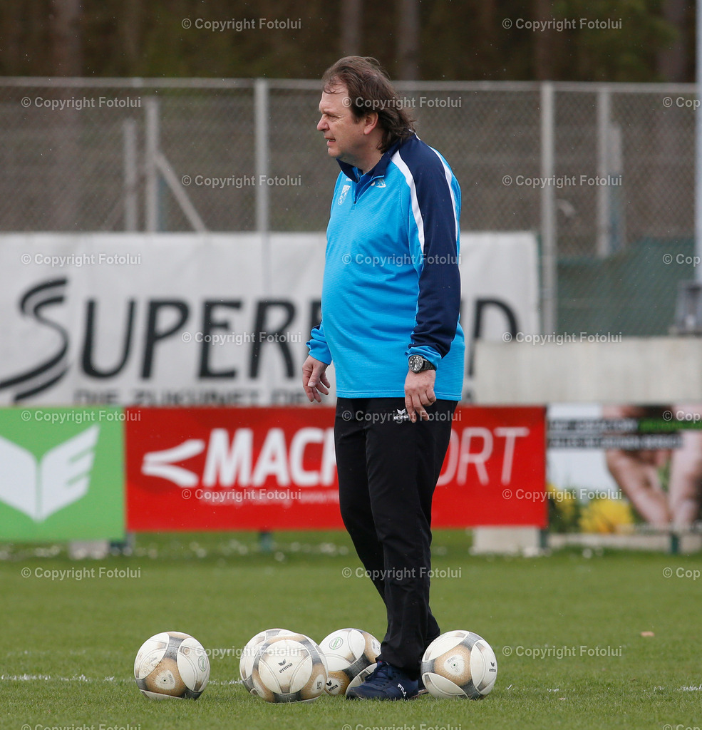 A_LUI_01042023_05 | SPORT,FUSSBALL ,LT1 OOELIGA ASKOE OEDT-UNION EDELWEISS LINZ 01.04.2023 IM BILD:TRAINER JUERGEN SCHATAS  (OEDT)  FOTO:FOTOLUI