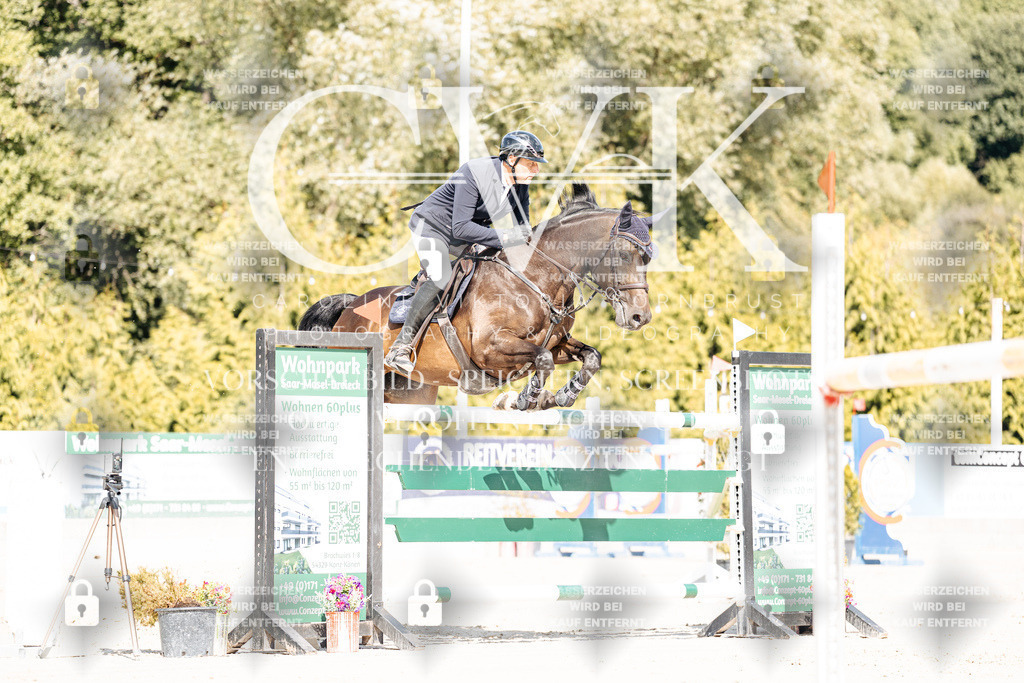 CK909006 | Turnierfotografie Pferdefotografie Trier Rheinland-Pfalz Pferdesport Reitsport Tierfotografie Sportfotografie Pferdevideo Pferdevideografie Equestrianvideography equestrianphotography  - Realisiert mit Pictrs.com