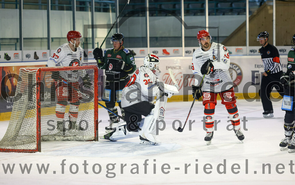 2022-09-25_111_TSV_Erding_gegen_EHC_Klostersee | Erding, Deutschland, 25.09.2022:
Eishockey, Bayernliga 2022 / 2023, Testspiel, TSV Erding gegen EHC Klostersee, Endergebnis: 8:2

Foto: Christian Riedel / fotografie-riedel.net