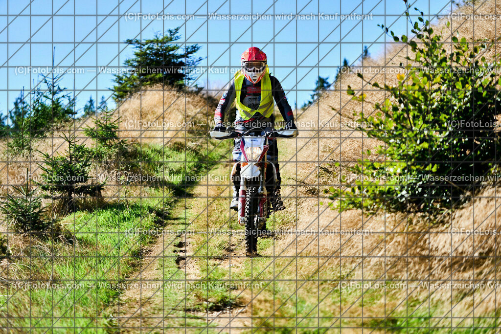ALP6060_XXIX_GRANITBEISSER_Medium_Vorausmotorrad | (C)FotoLois.com, Alois Spandl, 29. GRANITBEISSER - Mountainbike-Marathon in St. Georgen am Walde, MEDIUM 39,5 km, Sa 2. September 2023.