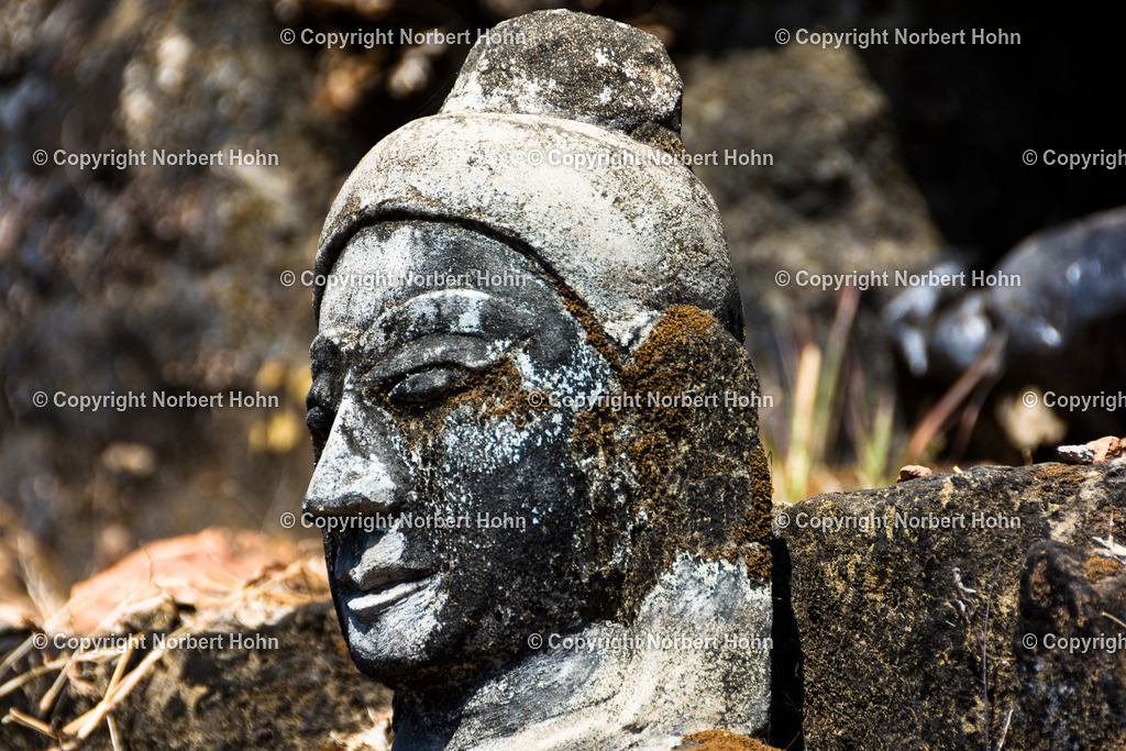 Reisefotografie - Myanmar - Das Land der weißen Elefanten | Buddhastatue in einem Tempel im Land der tausend Pagoden. - Realisiert mit Pictrs.com