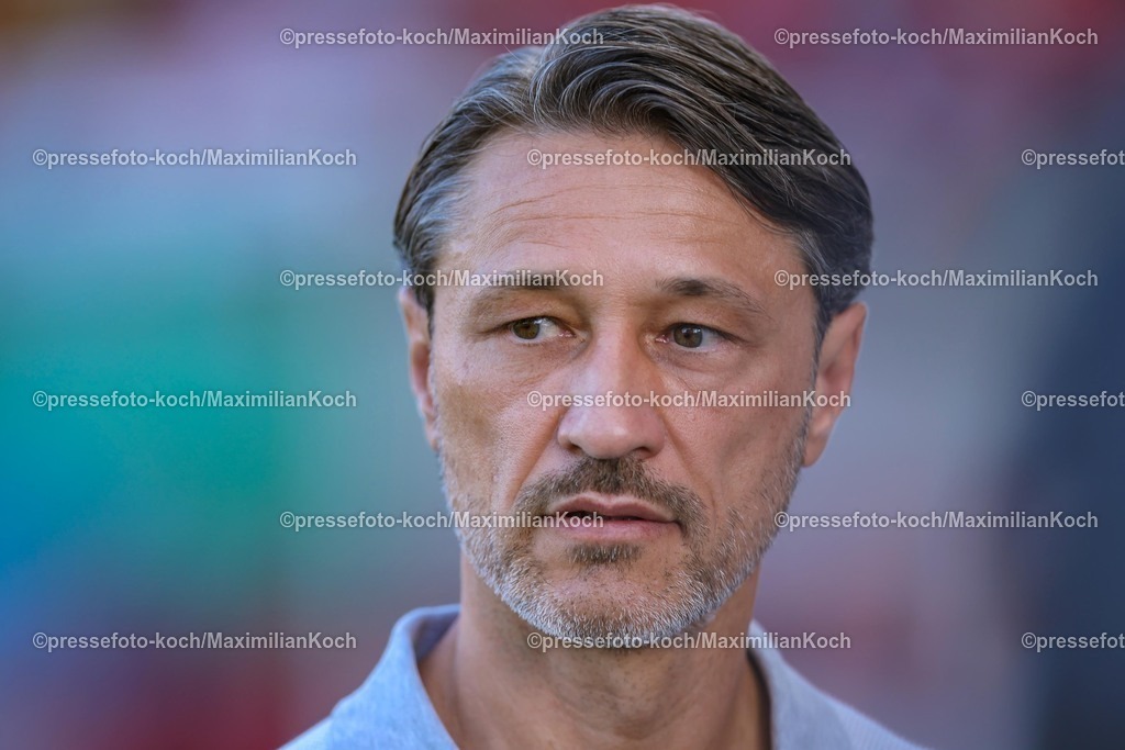 DFB18082501244 | 2025.08.18, Fußball, 1.Runde DFB-Pokal, Rot-Weiss Essen - Borussia Dortmund, Stadion Hafenstraße, Saison 2025 2026: Cheftrainer Niko Kovac (BVB #hc)  DFB regulations prohibit any use of photographs as image sequences and or quasi-video.