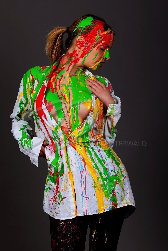 BodyArt-SHIRTSPLASH_3774b | #001 | Modell: Sarah | Foto: Alexander Große-Strangmann - Realisiert mit Pictrs.com