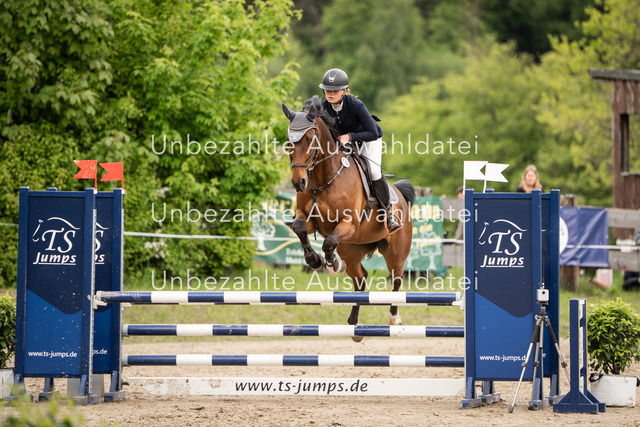Bad_Meinberg_00571 | saradresslerfotografie - Realisiert mit Pictrs.com