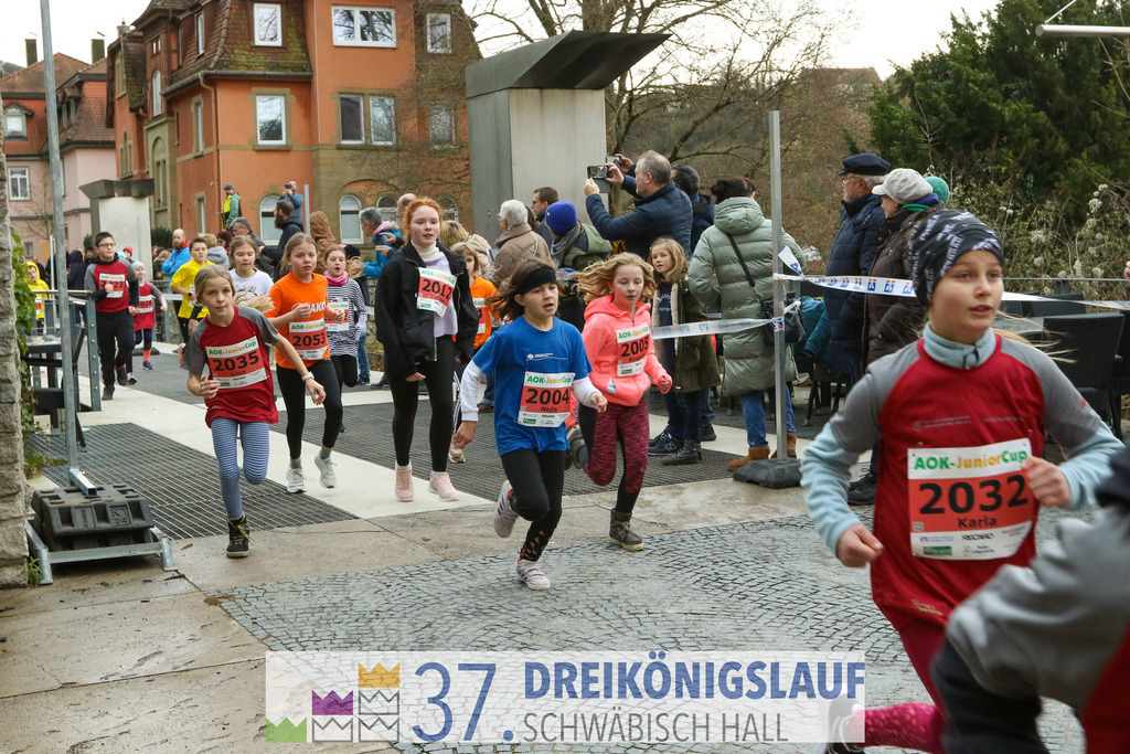 AOK JuniorCup 400m | 3Koenigslauf 2023 - Realisiert mit Pictrs.com