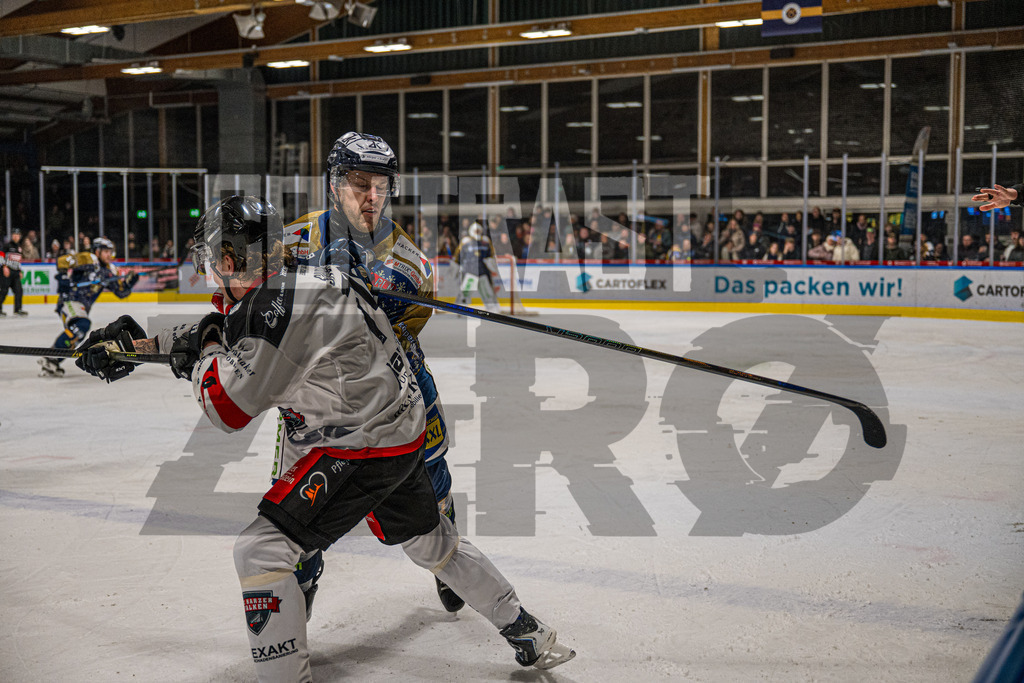 Eishockey I Herren I Saison 2025-2026 I Regionalliga Nord I Adendorfer EC - Harzer Falken | CONTRAST ZERØ MEDIA - Realisiert mit Pictrs.com