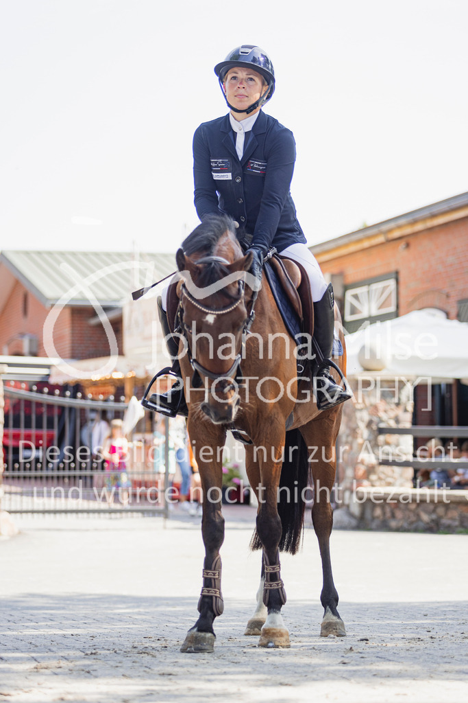 250621_Lemwerder_QualiBuChaPonys5j-126 | Deine schönsten Turniermomente als professionelle Fotos! Entdecke hochwertige Pferdesport-Fotografie im Online-Shop. Jetzt Fotos finden & bestellen!