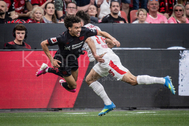 German Bundesliga, Bayer 04 Leverkusen vs. RB Leipzig, 02.05.2026 | LEVERKUSEN, GERMANY - MAY 2, 2026 :  Max Finkgraefe (Finkgrafe, Finkgräfe, RB Leipzig, 35) fouls Montrell Amare Culbreath  (Bayer 04 Leverkusen, 42) during the German Bundesliga match on gameday 32 between Bayer 04 Leverkusen vs. RB Leipzig at BayArena on May 2, 2026 in Leverkusen, Germany. DFL REGULATIONS PROHIBIT ANY USE OF PHOTOGRAPHS AS IMAGE SEQUENCES AND/OR QUASI-VIDEO.