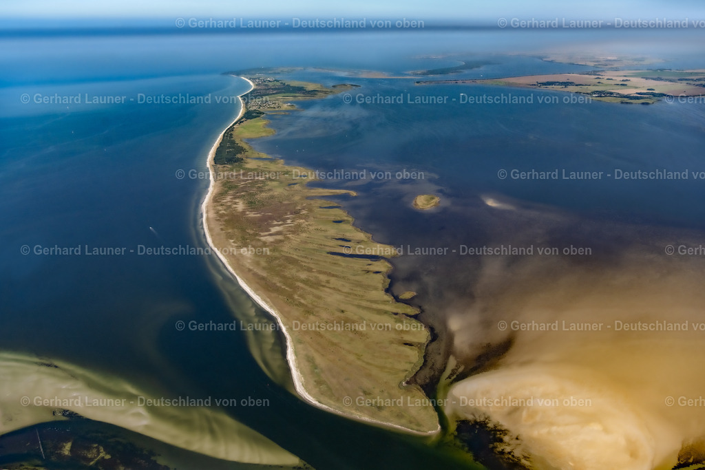 4061573 | INSEL HIDDENSEE 08.09.2021 Fahrrinne zwischen der Insel Hiddensee und Bock im Bundesland Mecklenburg-Vorpommern. // Channel between the island of Hiddensee and Bock in the state of Mecklenburg-Vorpommern. Foto: Gerhard Launer