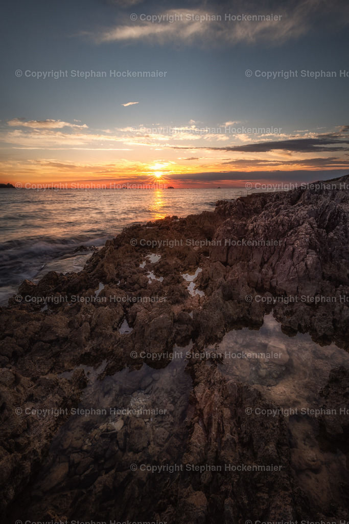 Sonnenuntergang  in Vrsar Kroatien an der Adria | Sonnenuntergang  in Vrsar Kroatien an der Adria - Realisiert mit Pictrs.com