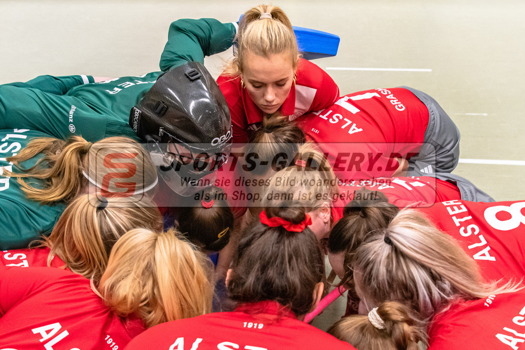 SM_20240112-D85_6880 | 1.Bundesliga Hallenhockey  (W) HTHC - DCadA / 5:2 (0:0)