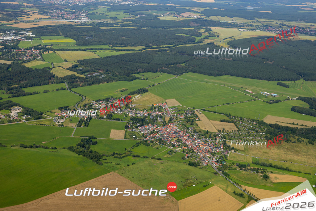Das Luftbild zeigt : Pennewitz Ilmenau - Die Luftaufnahme wurde 2024 vom UL-Flugzeug aus erstellt ( keine Drohne ) - Hochauflösende Luftaufnahme - Für grossformatige Ausdrucke geeignet. Die Geschenkidee !Mit Lizenz und Bildrechte bestellbar