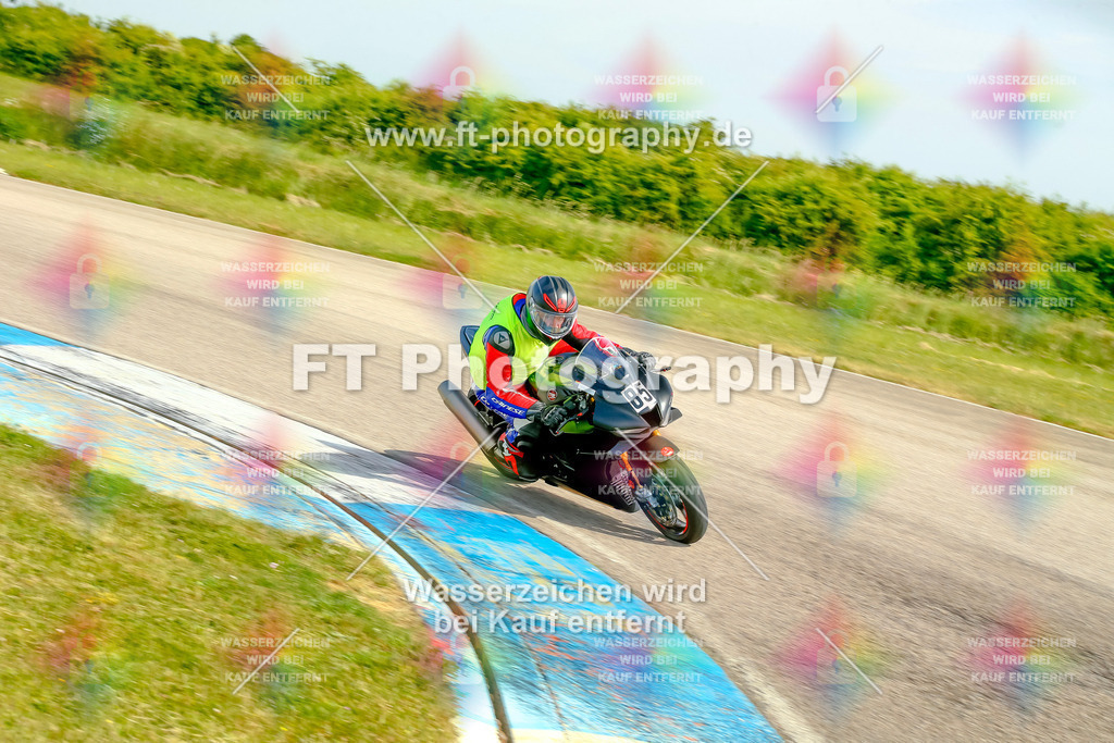 _MOT1276 | Hier findet Ihr Bilder von Touristenfahrten auf der Nürburgring Nordschleife oder von anderen Veranstaltungen die ich besucht habe. Viel Spass beim Durch Schauen 