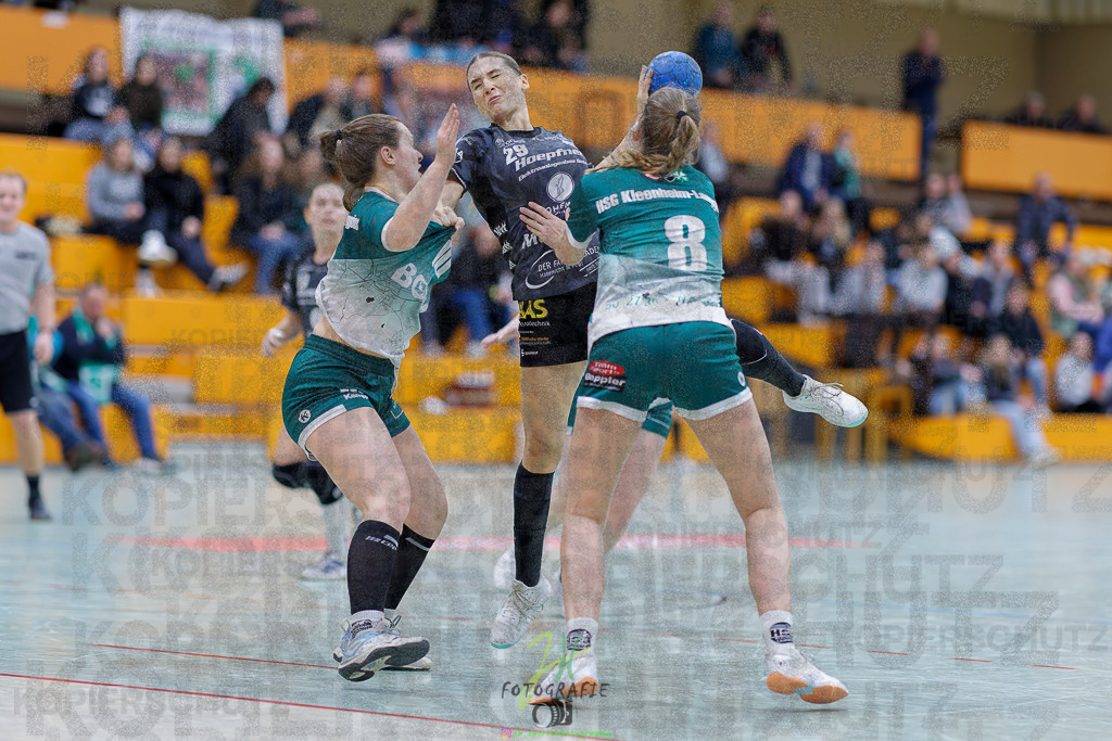 Frauen Regionalliga (HHV); HSG Kleenheim/Langgöns - HSG Baunatal | Frauen Regionalliga (HHV); HSG Kleenheim/Langgöns - HSG Baunatal am 23.11.2025 in Oberkleen (Weidig-Halle)Photo © 2025 - Jörg Heinrich - Realisiert mit Pictrs.com