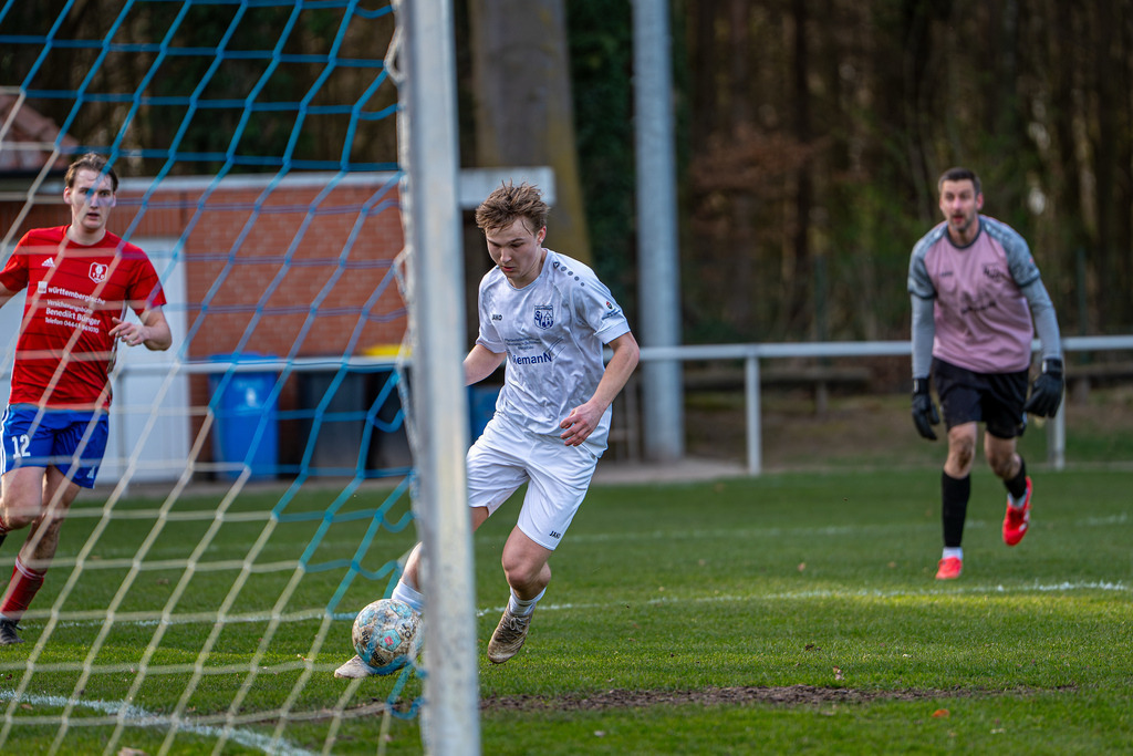 Fußball I Herren I Saison 2025-2026 I Halbfinale Kreispokal VEC I  BW Langförden - TV Dinklage II I 19572 | jns.sportfotos - Realisiert mit Pictrs.com