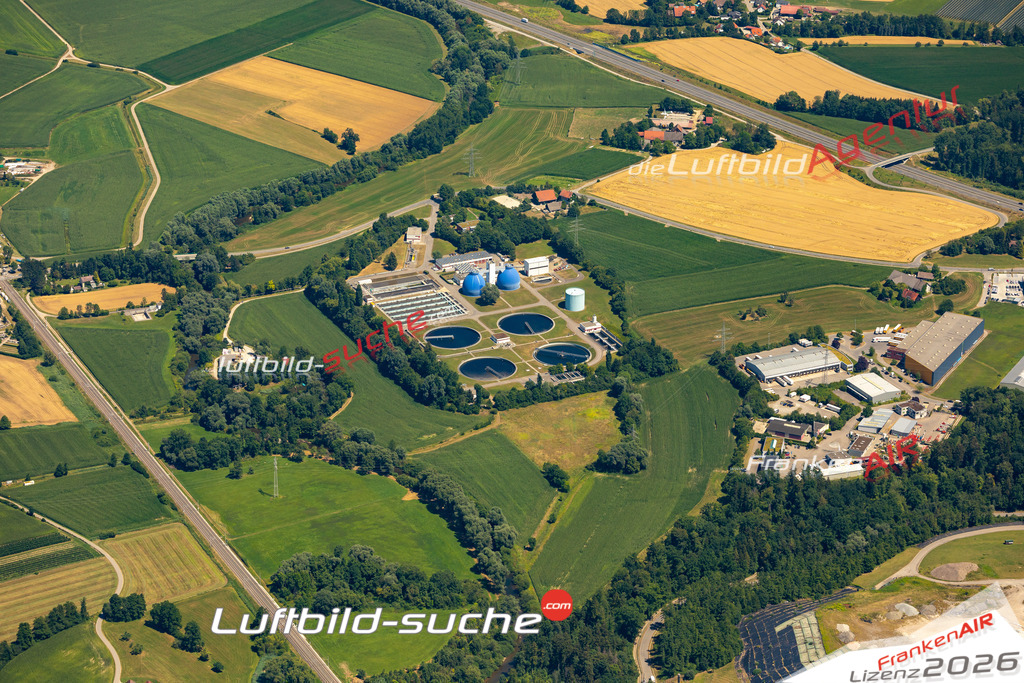 Aktuelles Luftbild von Oberzell Ravensburg - Die Luftaufnahme wurde 2022 mittels UL-Flugzeug erstellt ( keine Drohne ) - hochauflösende Kamera-Systeme von  Canon -Beste Qualität - Für grossformatige Ausdrucke geeignet. Die Geschenkidee !