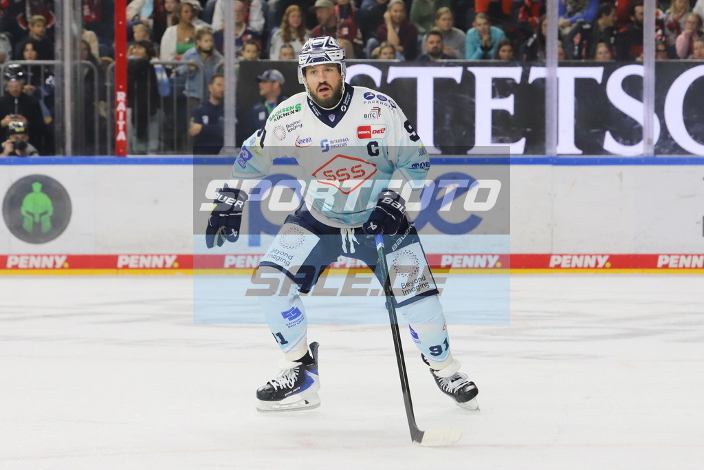 Travis Turnbull DRE | Travis Turnbull DRE - Realisiert mit Pictrs.com