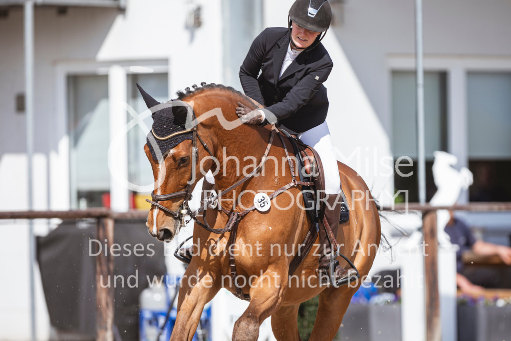 250419_Frühlingsfest_A-Stil1-455 | Deine schönsten Turniermomente als professionelle Fotos! Entdecke hochwertige Pferdesport-Fotografie im Online-Shop. Jetzt Fotos finden & bestellen!