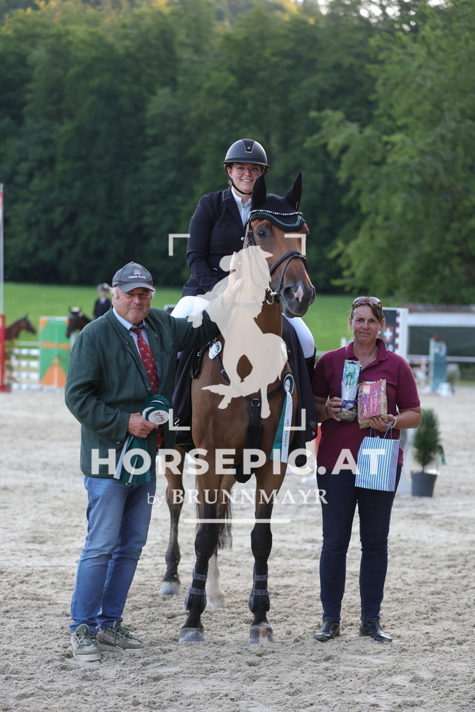 0P6A7558 | Willkommen bei Brunnmayr - Design & Fotografie – Ihrem Spezialisten für Reitturniere und Pferdeveranstaltungen in Oberösterreich, Salzburg und Bayern! Seit über 17 Jahren sind wir leidenschaftlich dabei.