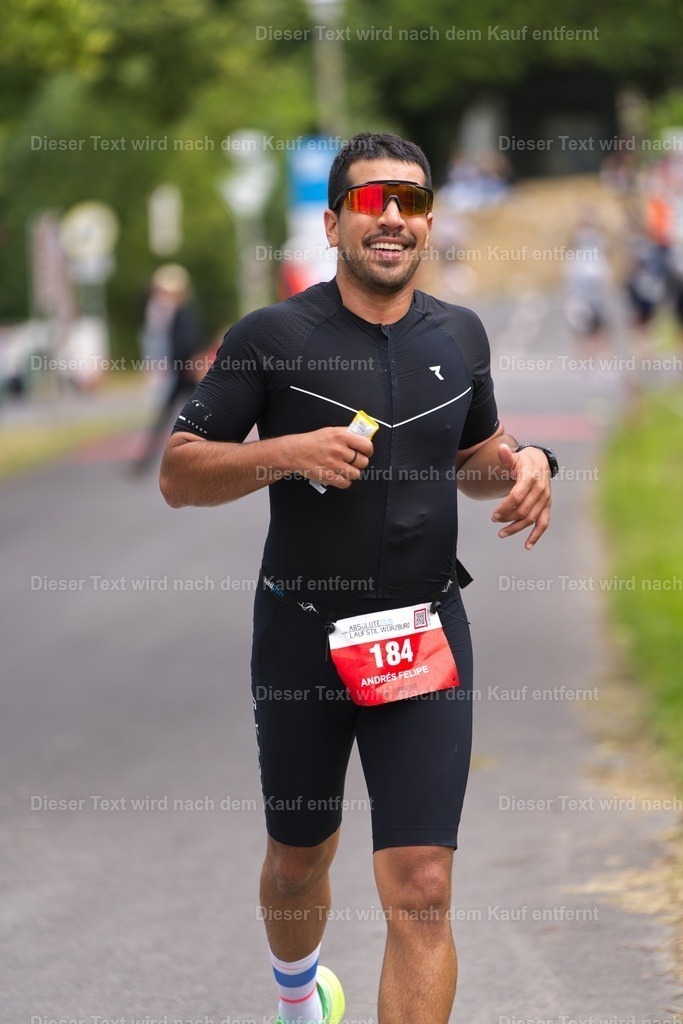 triathlon_wuerzburg_l_2026_06_14-1041 | Shop für Fotos von Sportevents z.B. Obstacle Course Racing, OCR, Triathlon, Trail Run und MTB - Realisiert mit Pictrs.com