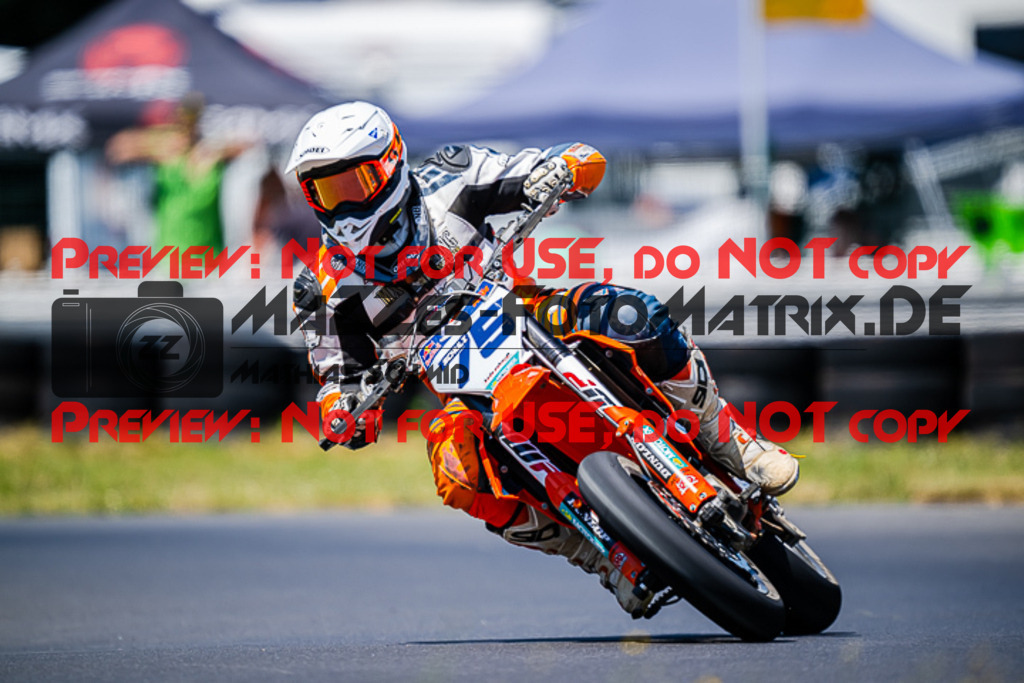 MaZZes_FotoMatrix_220703_2699 | UE40