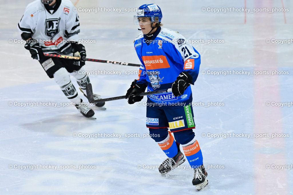 ESC Sparkasse Steindorf vs. LE Kings | #21 Walder Patrik ESC Steindorf, ESC Sparkasse Steindorf vs. LE Kings, ESC Sparkasse Steindorf vs. LE Kings am 01.11.2025 in Steindorf (Ossiachersee Halle), Austria, (Photo by Bernd Stefan)