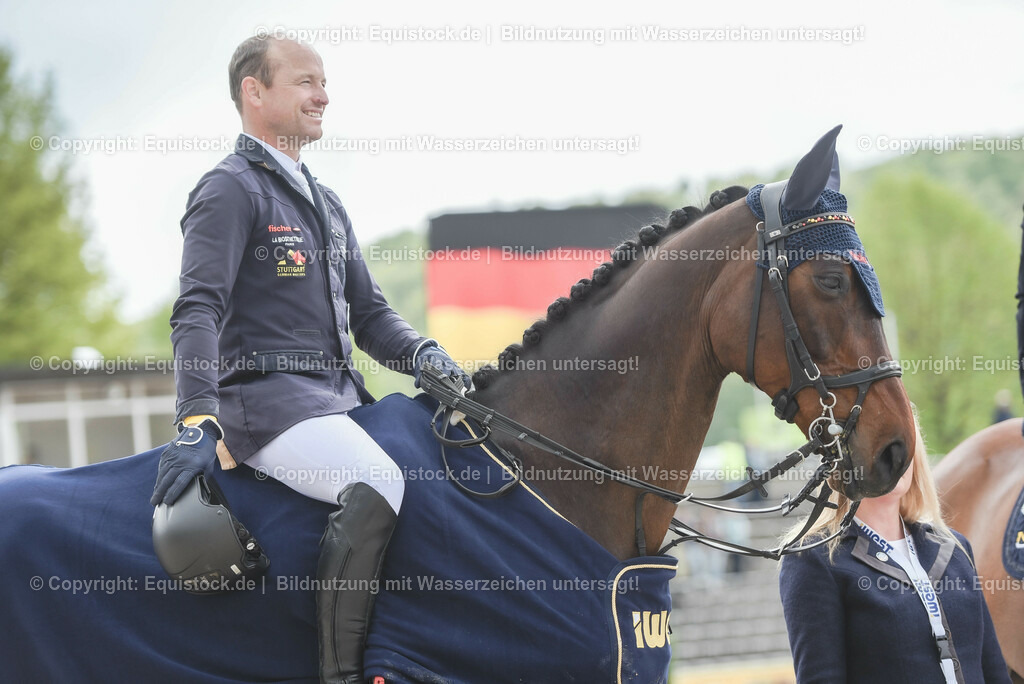 20230514_CCI4_Springen_0464 | equistock