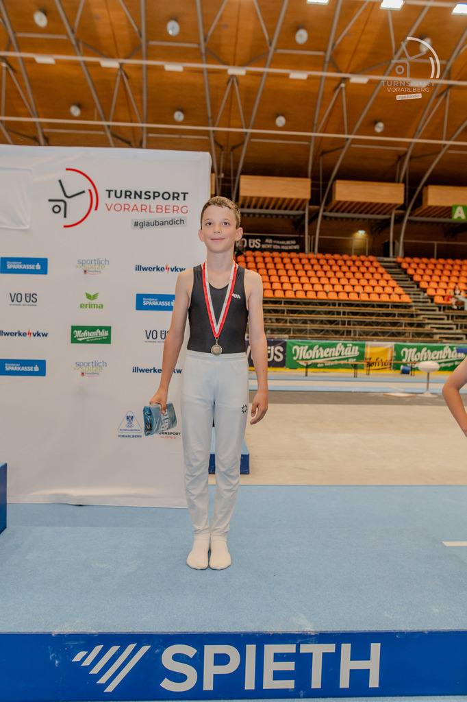 DSC_1718 | "Fussifoto.com – Ihr Ansprechpartner für hochwertige Fotografie! Entdecken Sie kreative Bilder und professionelle Dienstleistungen. Kontaktieren Sie uns für Ihre Projekte!"