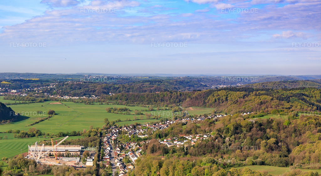 Luftbild: Tadano Demag GmbH, Testgelände Bierbach im Ortsteil Bierbach in Blieskastel im Bundesland Saarland in Deutschland.Foto: IMG_154875.jpg vom 18.04.2026 durch Werner Riehm/FLY-FOTO.deAuflösung des Originals: 4323 x 2373 px
