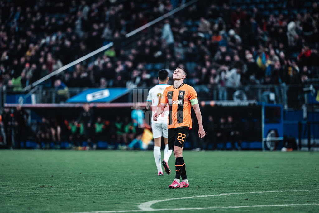 Fußball | Herren | Saison 2023/2024 | Play-Offs Europa League | FC Shakhtar Donetsk (UKR) vs. Olympique Marseille (FRA) | 15.02.2024 | Pape Gueye (#22, Olympique Marseille) ärgert sich nach dem Abpfiff