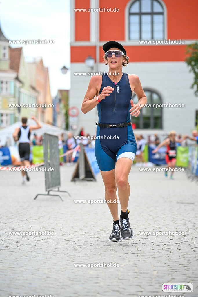 SZI_8100 | Stadttriathlon Erding 2025. #yourpictrs #sportshot_your_pictrs @Sportshotphotography #stadttriathlonerding Copyright: www.sportshot.de