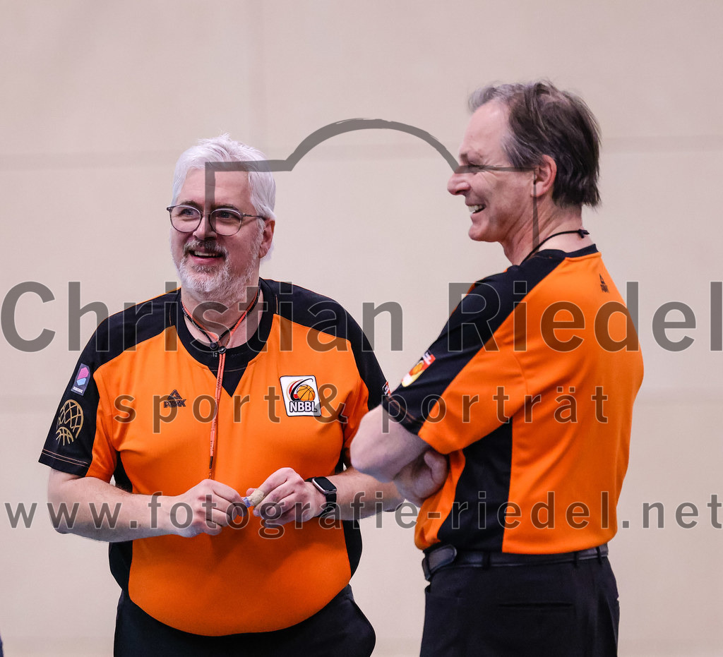 2022-04-03_002_TSV_Vaterstetten_gegen_SV_Weissblau-Allianz_Muenchen | Vaterstetten, Deutschland, 03.04.2022:
Basketball, Bezirksoberliga Herren 2021 / 2022, 14. Spieltag, TSV Vaterstetten gegen SV Weißblau-Allianz München, Endergebnis: 86:54

Foto: Christian Riedel / fotografie-riedel.net