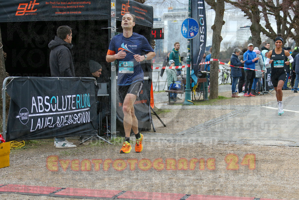 231231_1149_EX1_4136 | Sportfotografie im Rhein-Sieg Kreis, Köln, Bonn, NRW, Rheinland Pfalz, Hessen, etc. Unser Tätigkeitsfeld umfasst den Laufsport vom Volkslauf über den Marathon, Duathlon, Triathon bis zum Ultralauf wie Kölnpfad Ultra oder Schindertrail.