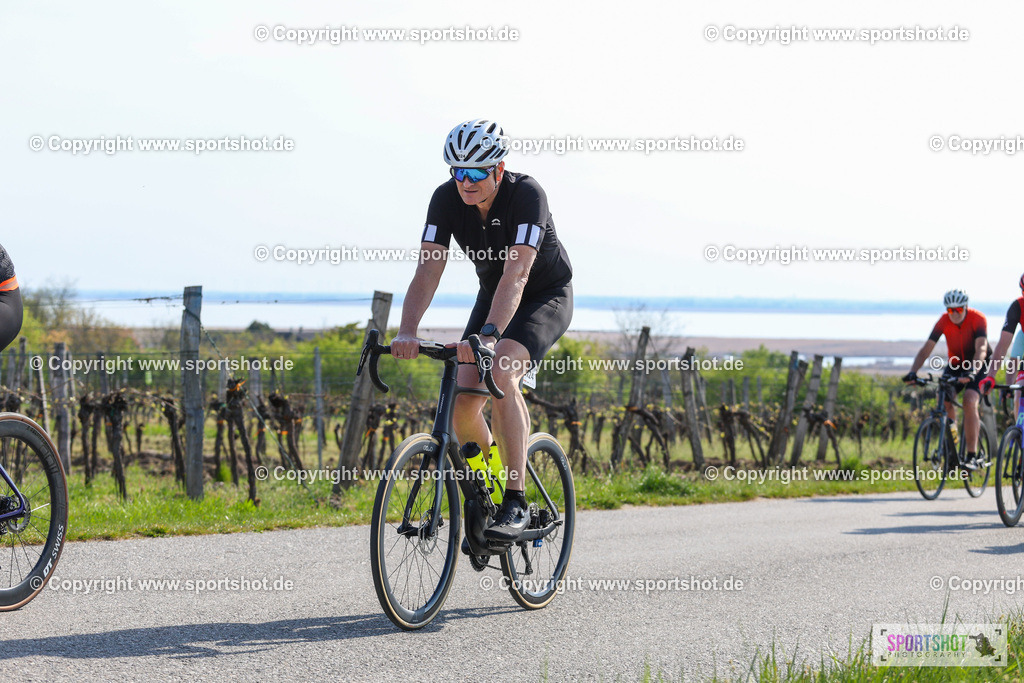 IMG_1900 | @sportshot_your_pictrs #yourpictures#roadtowm2029 #nrm #neusiedlerseeradmarathon #neusiedlersee #neusiedlerseetourismus #burgenland #mörbisch #nrm26 #burgenlandtourismus #voglundco #poweredbyburgenlandtourismus #radsport #rad #marathon #ucigranfondo #visitburgenland #ucigranfondoworldseries