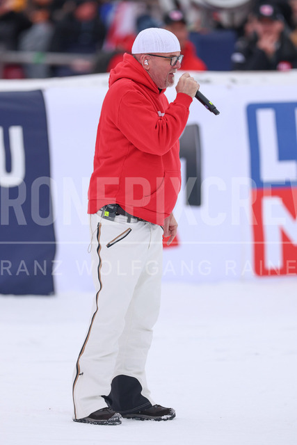 UEFA Europa League 2025/26: SK Sturm Graz vs SK Brann | Graz, Austria, 29.JAN.26 - SOCCER - UEFA Europa League, SK Sturm Graz vs SK Brann Bergen. The image shows Gerry Friedle (DJ Oetzi).