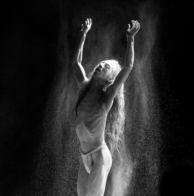 Atsushi Takenouchi - SKIN | Digital Fotografie für großformatige FineArtPrint, während Sommerwerft Theaterfestival in Frankfurt am Main 2015, Butoh Tänzer Atsushi Takenouchi: http://www.jinen-butoh.com/
Digital photography for large format FineArtPrint, during Sommerwerft theater festival in Frankfurt am Main 2015, Butoh dancer Atsushi Takenouchi: http://www.jinen-butoh.com/
 - Realisiert mit Pictrs.com