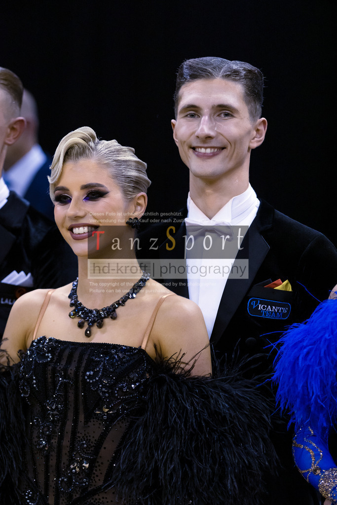 20241102_DM_HGR_Std_16466 | Tanzsportbilder, Standardtanz, Lateintanz, WDSF, DTV, LTVB, dancecomp, goc, hessen tanzt, blaues band der spree, walzer, tango, wiener walzer, slowfox, quickstepp, samba, rumba, cha-cha-cha, paso doble. jive, hd-kroft photography, turniertanzsport