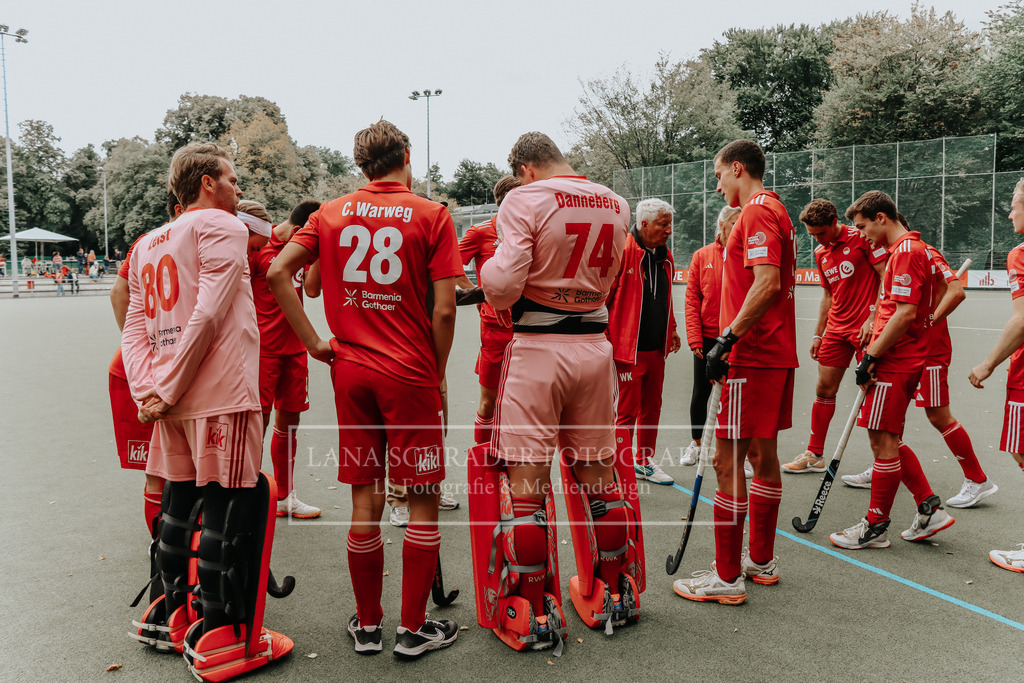 Herren_Bundesliga_02_F_RWK-UHC_21.09.25_Köln (428 von 471) | lanaschraderfotografie - Realisiert mit Pictrs.com