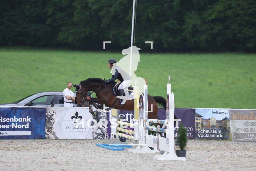 0P6A0543 | Willkommen bei Brunnmayr - Design & Fotografie – Ihrem Spezialisten für Reitturniere und Pferdeveranstaltungen in Oberösterreich, Salzburg und Bayern! Seit über 17 Jahren sind wir leidenschaftlich dabei.