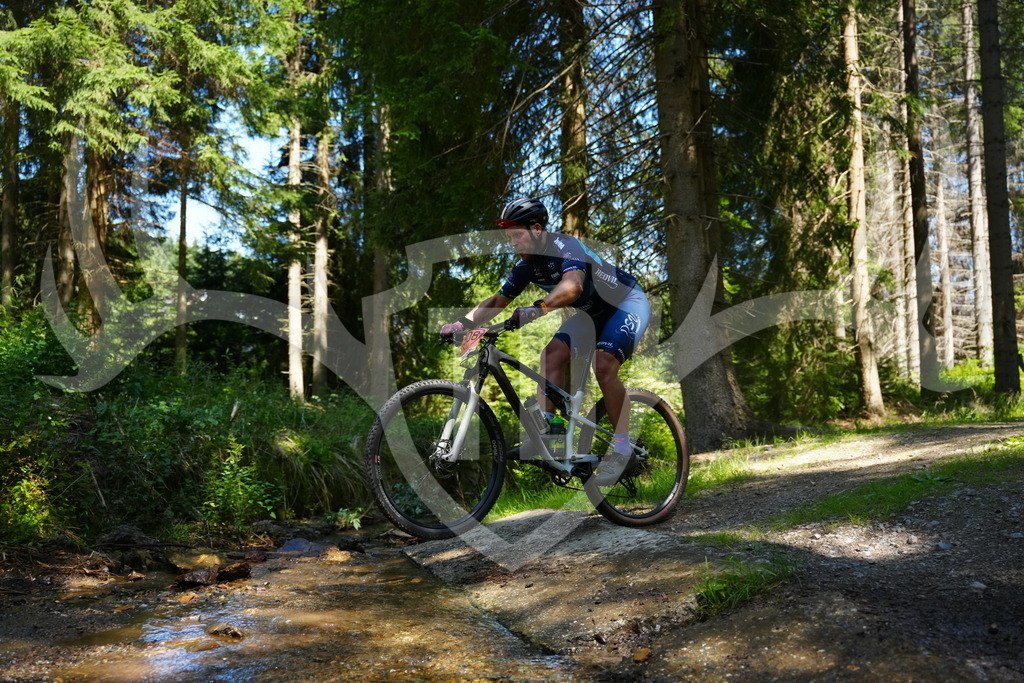 FC101804 | Fotogalerie der Treibjagd im Dunkelwald - Dein MTB Etappenrennen im Erzgebirge - Realisiert mit Pictrs.com