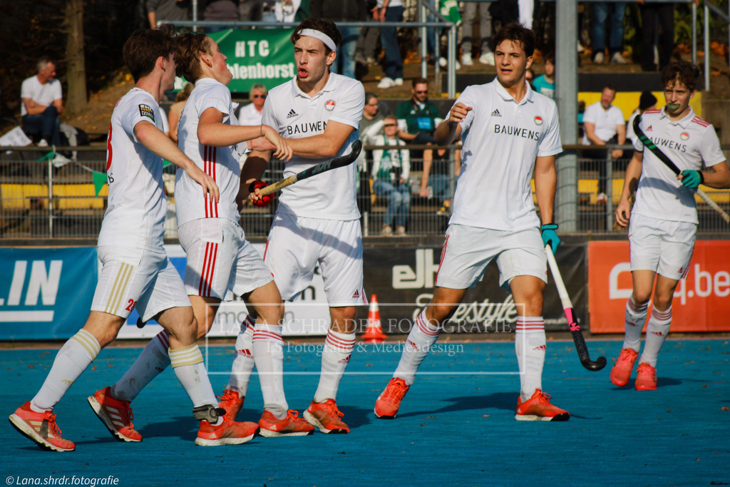 DM22 HALBFINALE RWK-HTCU 22.10.22-17 | lanaschraderfotografie - Realisiert mit Pictrs.com