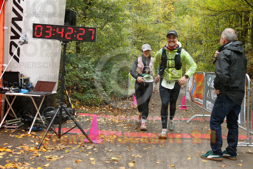251026_1344_EX1_3926 | Sportfotografie im Rhein-Sieg Kreis, Köln, Bonn, NRW, Rheinland Pfalz, Hessen, etc. Unser Tätigkeitsfeld umfasst den Laufsport vom Volkslauf über den Marathon, Duathlon, Triathon bis zum Ultralauf wie Kölnpfad Ultra oder Schindertrail.