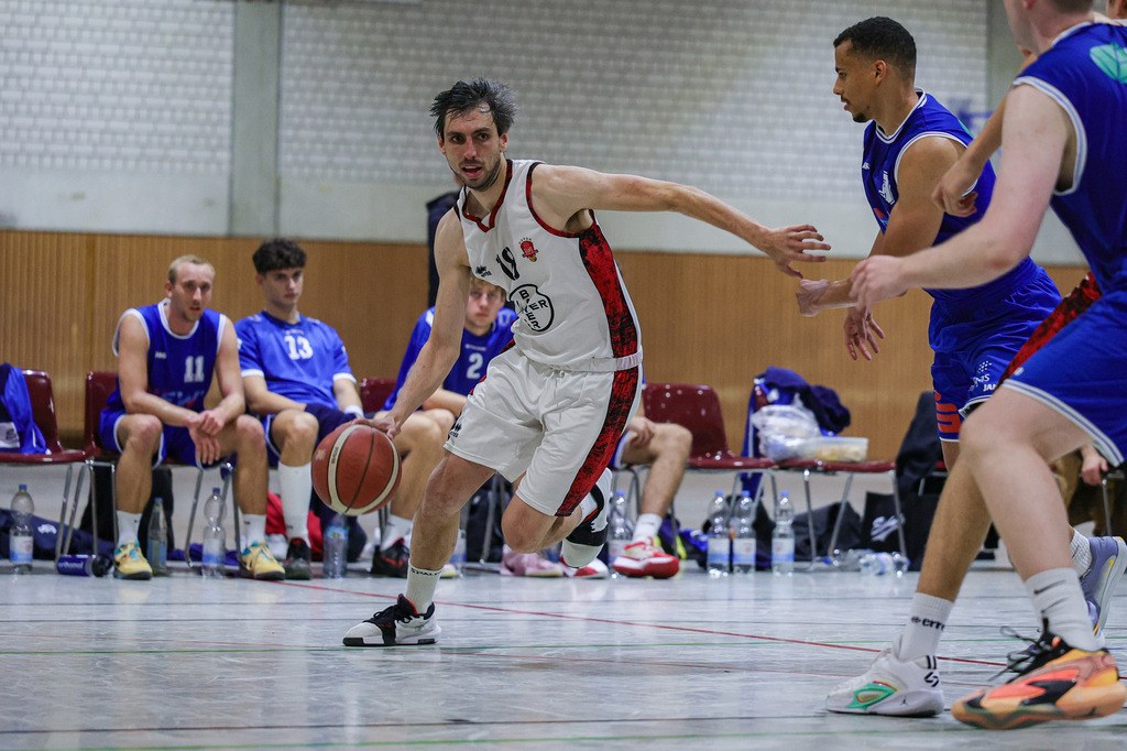 Regio BAYER GIANTS vs NEW Elephants Grevenbroich-104 | Fotos von Basketballspielen aus dem Raum NRW fotografiert von Gero Mueller-Laschet und Daniel Schaefer - Realisiert mit Pictrs.com