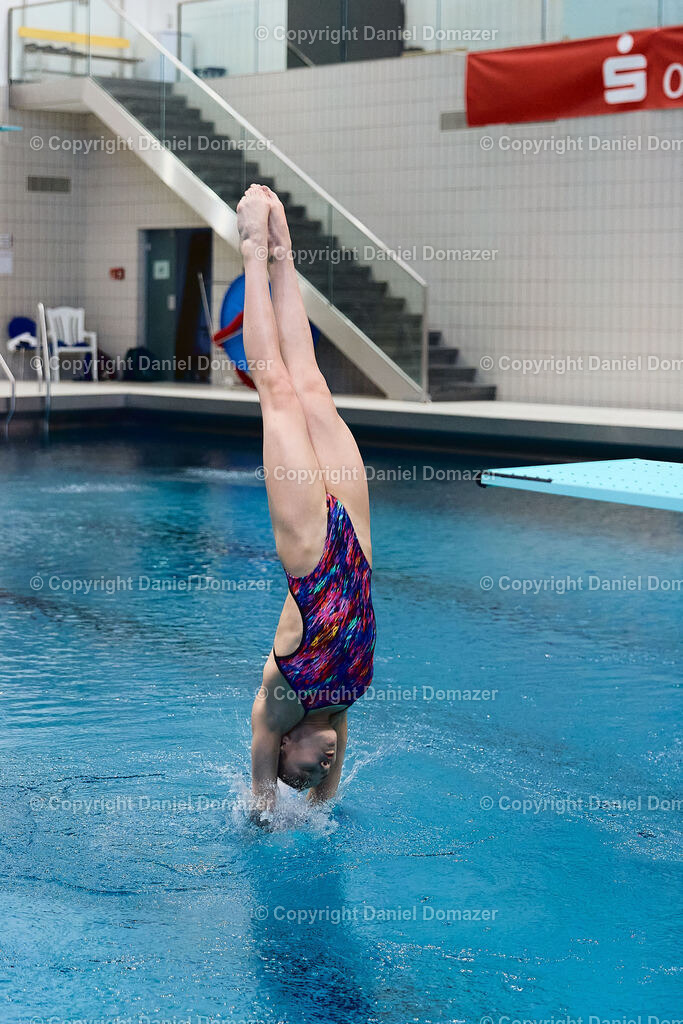 International Youth Diving Meet 2026 | Day 1 of 5 | International Youth Diving Meet 2026| Day 1 of 5 | 22.04.2026 | Youth diving competition featuring 1m and 3m springboard and platform at the Schwimmsportkomplex Freiberger Platz in Dresden.@ Domazer Photography - Realisiert mit Pictrs.com