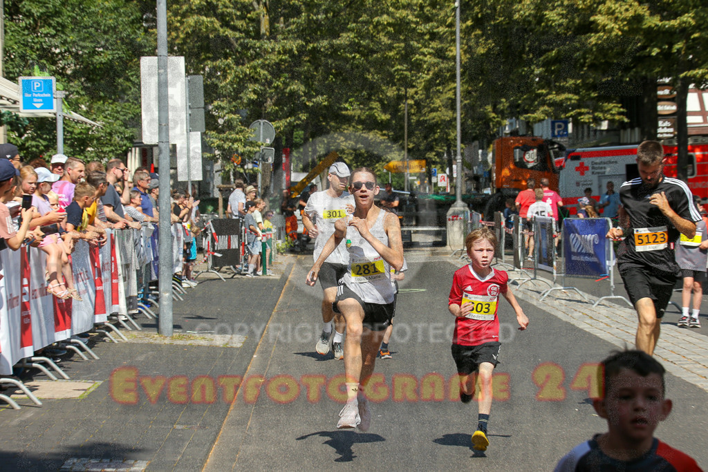 250621_1045_EX1_2401 | Sportfotografie im Rhein-Sieg Kreis, Köln, Bonn, NRW, Rheinland Pfalz, Hessen, etc. Unser Tätigkeitsfeld umfasst den Laufsport vom Volkslauf über den Marathon, Duathlon, Triathon bis zum Ultralauf wie Kölnpfad Ultra oder Schindertrail.