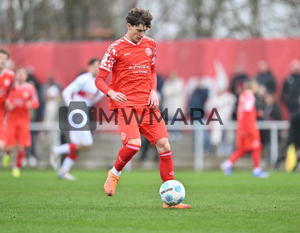 Fußball I Herren I Saison 2025-2026 I Ligue 1 I Spieltag 20. I RC  Strasbourg - PSG | MWMARA - Realisiert mit Pictrs.com