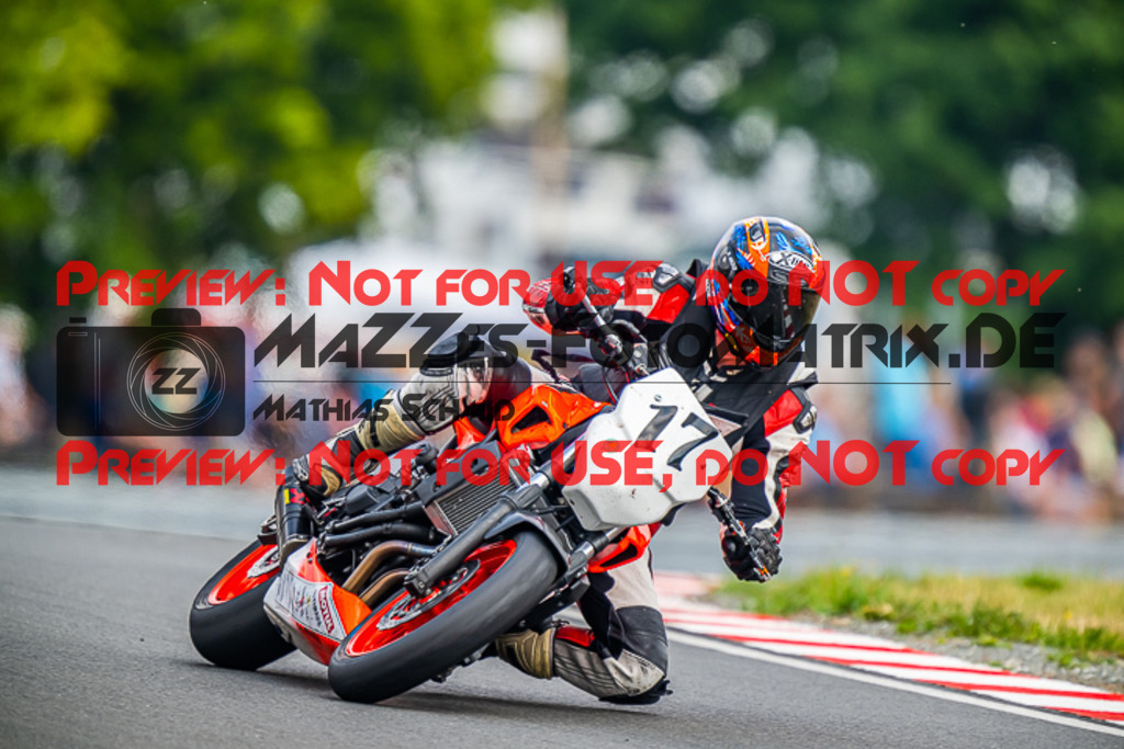 MaZZes_FotoMatrix_220723_6300 | IDM1000