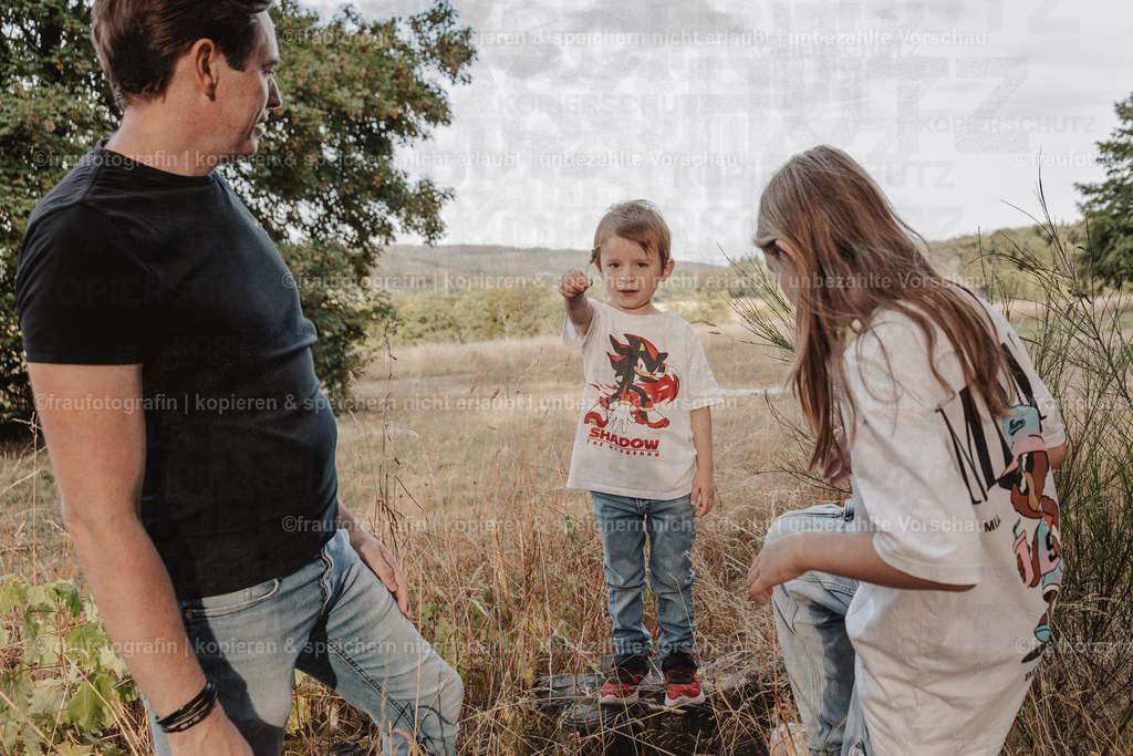 Fraufotografin_O3A2792 | Isabelle Schiminski ist ein Kitafotograf für Wiesbaden, Rheingau, Kiedrich, Untertaunus, Bad Schwalbach, Taunusstein und Mainz