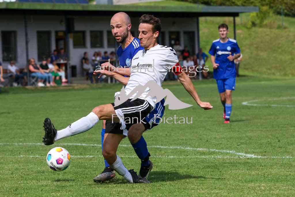 993T6694 | Marco Blechinger