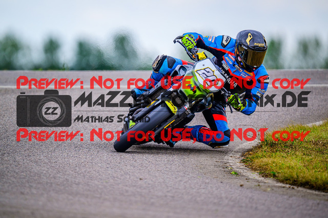 MaZZes_FotoMatrix_240914_6007705_4076 | TWINCUP